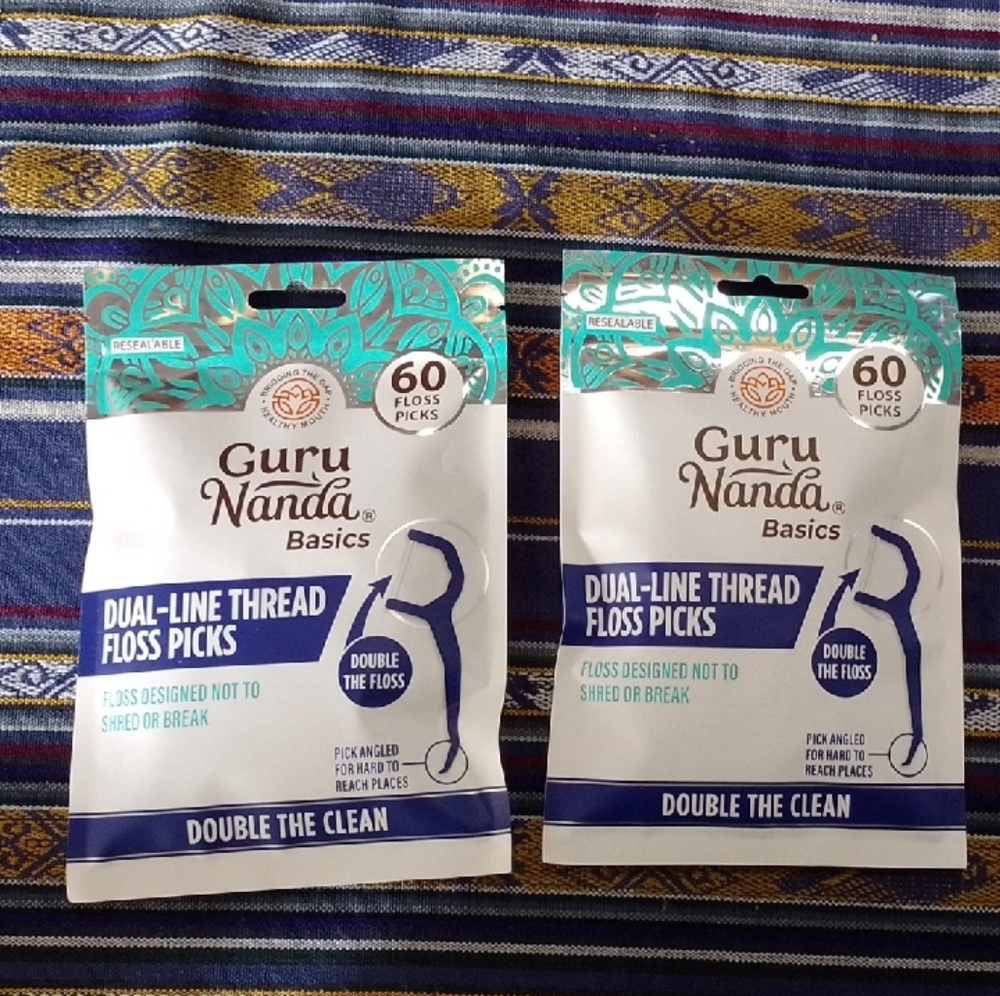 Dual-Line Thread Floss Picks - Blue and White